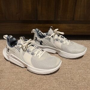 Under Armour, Brand New, FLOW FUTR, Men’s 10.5
